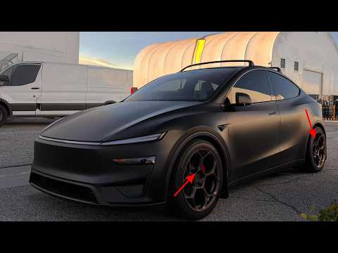 Tracking Teslas at Buttonwillow: Model Y, Model 3, Cybertruck Mayhem & First-Timer Reactions featured image